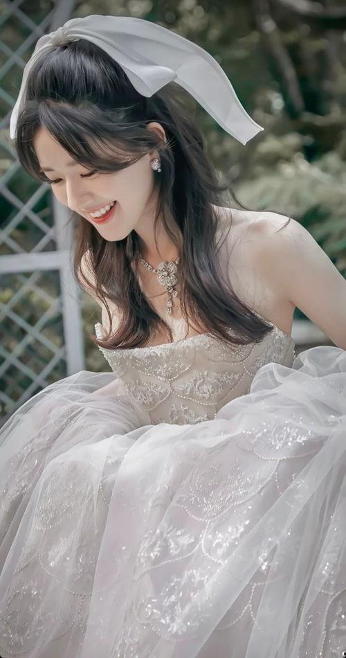 手写背景图明星赵露思,手写背景图下的青春魅力